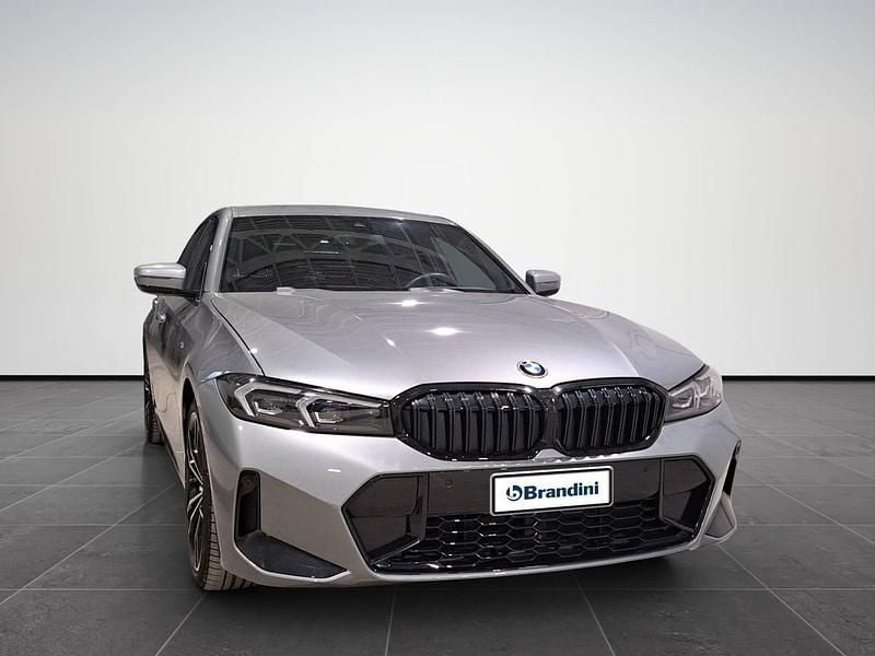 Begagnad BMW 320e Comfort Edition 190 HK (139 kW) 2025 Grå Sedan