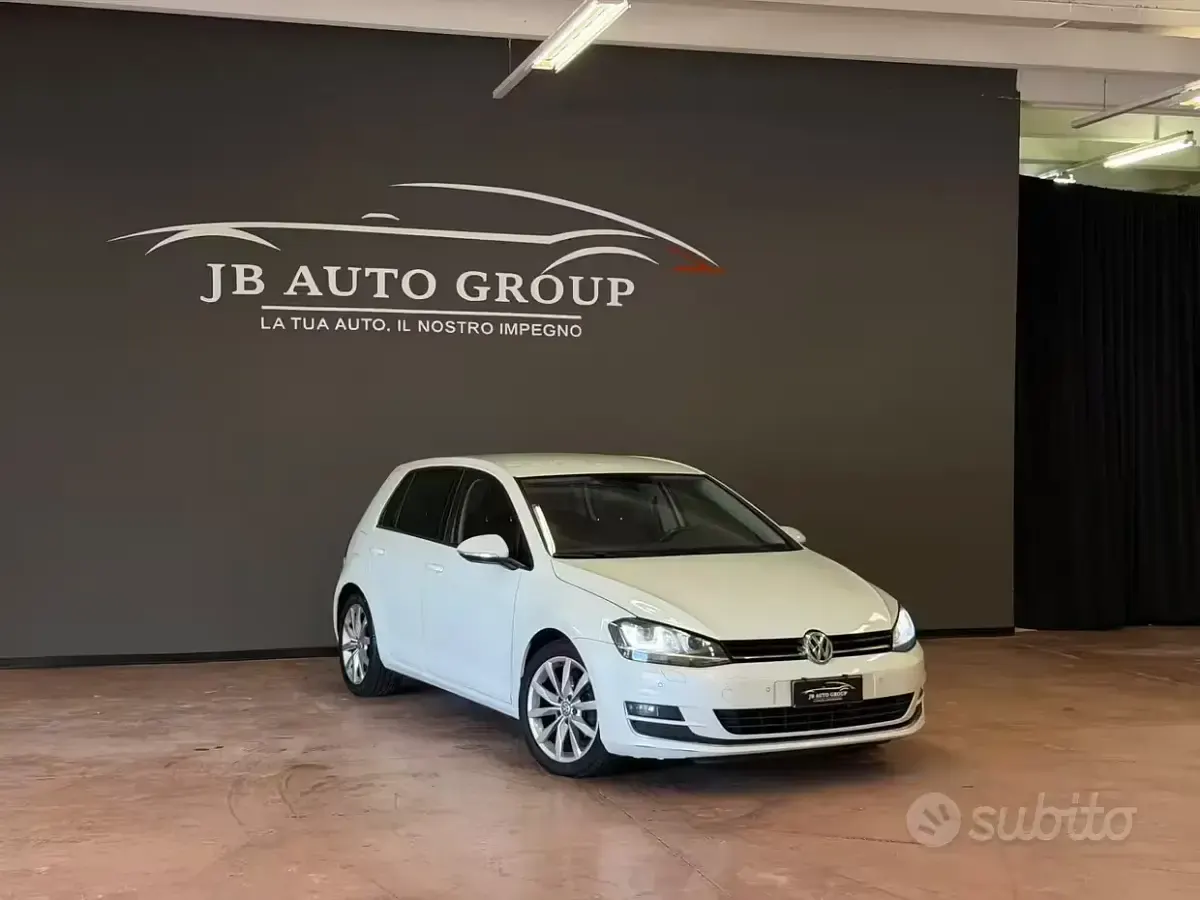 Usata VW Golf VII Highline 105 CV (77 kW) 2013 Bianco Berlina