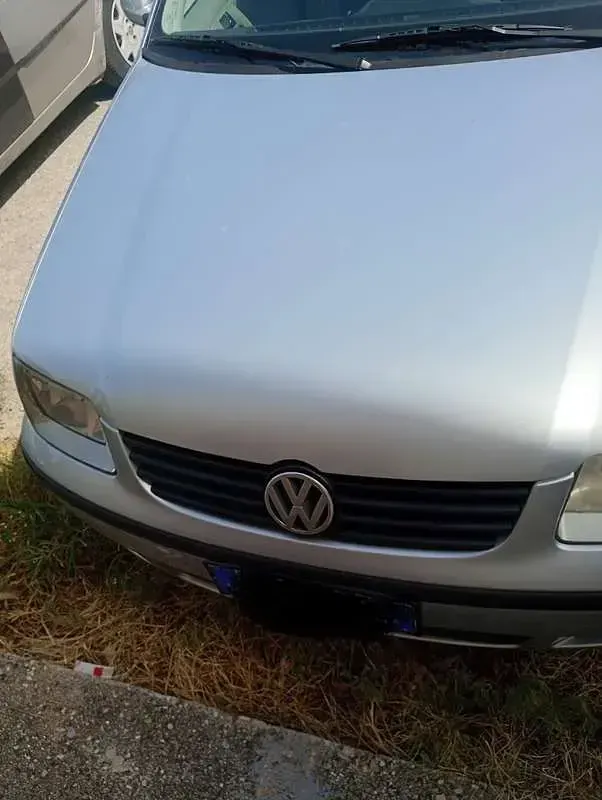 Usata VW Polo Highline 75 CV (55 kW) 2001 Utilitaria