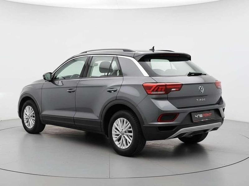 Usata VW T-Roc Life 150 CV (110 kW) 2024 Grigio SUV