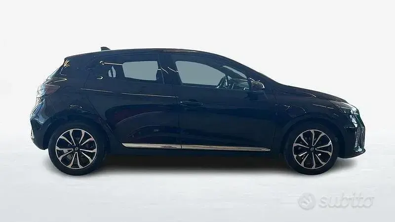 Usata Renault Clio V Techno 91 CV (66 kW) 2025 Berlina