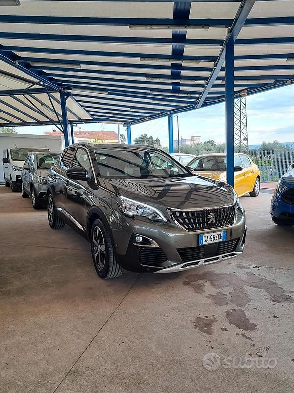 Usata Peugeot 3008 Allure 130 CV (95 kW) 2020 Grigio SUV