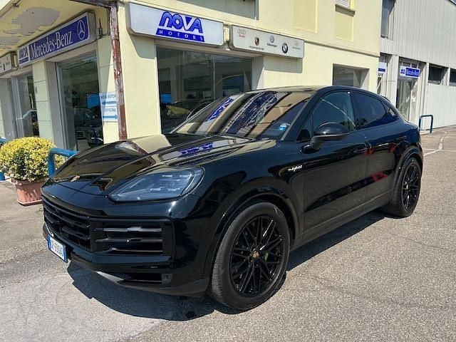 Usata Porsche Cayenne 304 CV (223 kW) 2023 Nero SUV
