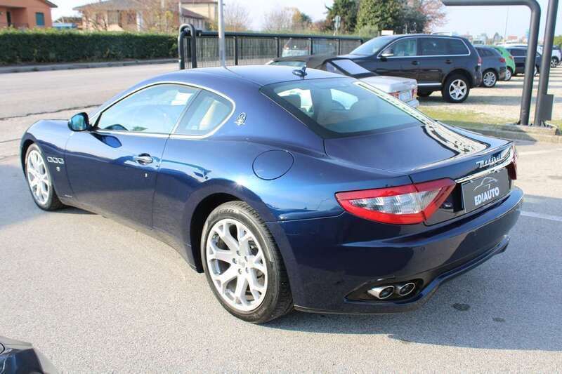 Usata Maserati Granturismo 405 CV (297 kW) 2007 Blu/azzurro Coupé