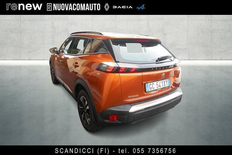 Usata Peugeot 2008 Allure 102 CV (75 kW) 2021 Arancione SUV