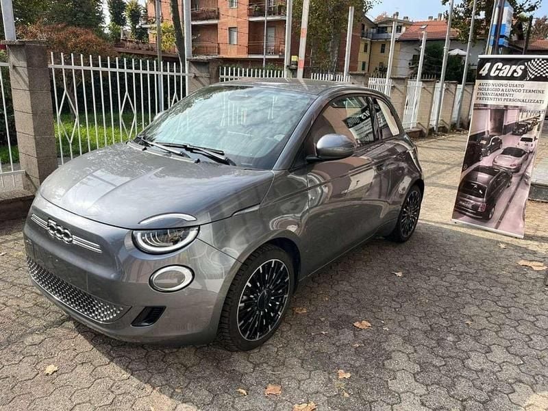 Antracite Usata 2021 Fiat 500e Passion Tre volumi | 14.900 € (Buon prezzo) - Immagine 1/4