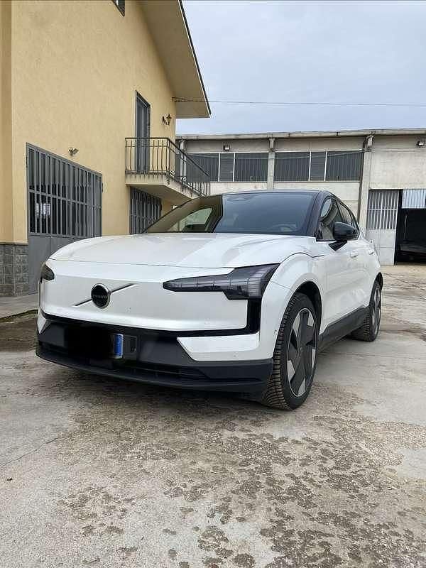 Usata Volvo EX30 Ultra 314 kW (428 CV) 2023 SUV