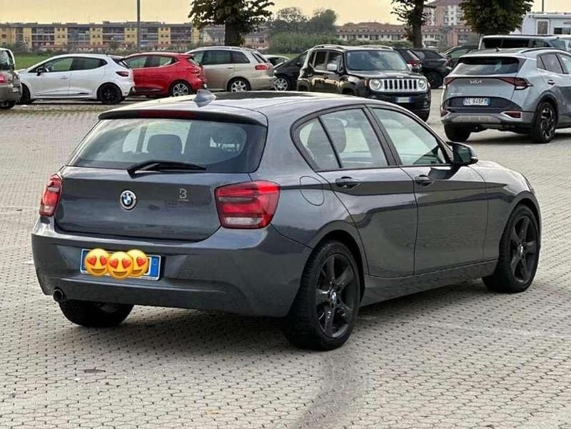 Usata BMW 118 Sport Line 143 CV (105 kW) 2012 Grigio Utilitaria