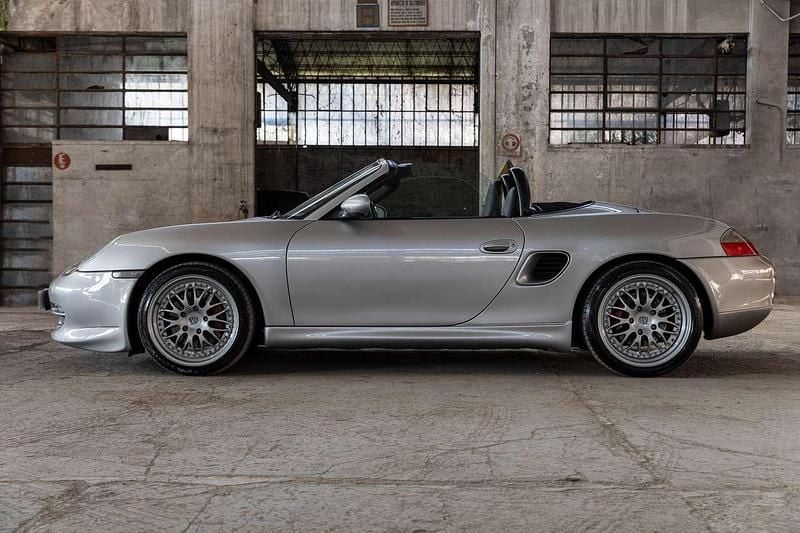 Usata Porsche Boxster 252 CV (185 kW) 2002 Argento Cabrio