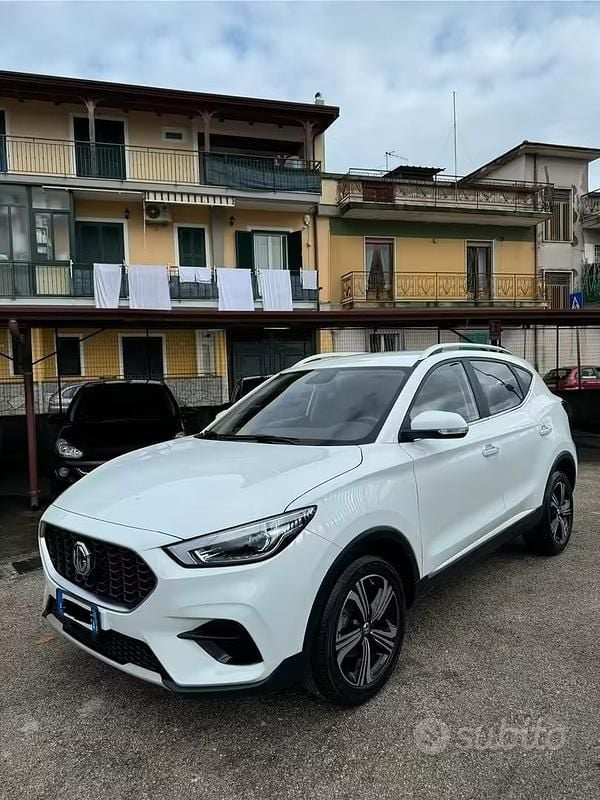 Usata MG ZS 106 CV (77 kW) 2022 SUV