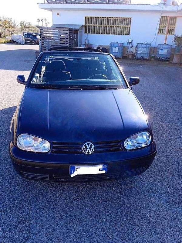 Usata VW Golf Cabriolet Trendline 101 CV (74 kW) 2000 Other Cabrio