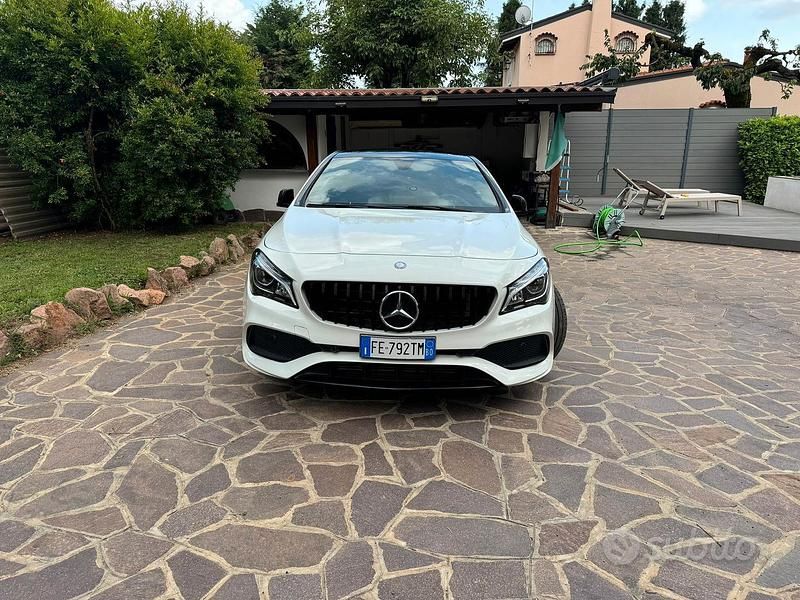 Usata Mercedes CLA180 Premium 2016 Bianco Berlina