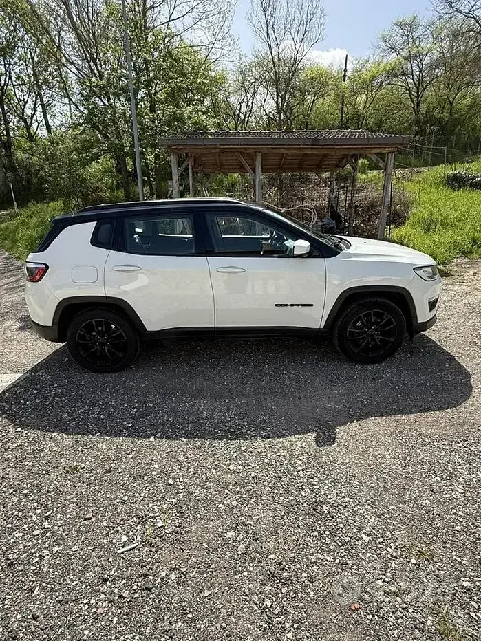 Usata Jeep Compass 120 CV (88 kW) 2020 Bianco SUV