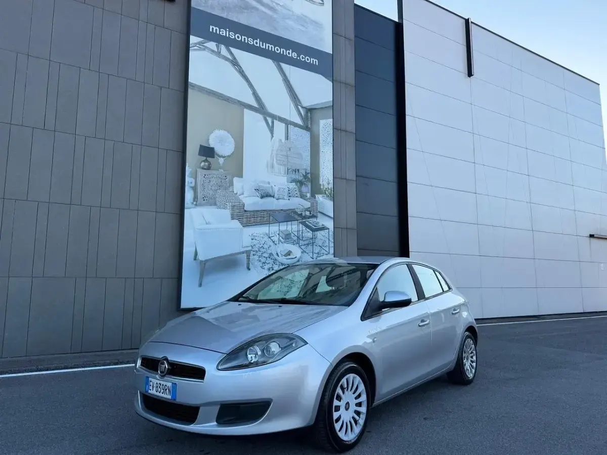 Usata Fiat Bravo Easy 90 CV (66 kW) 2013 Utilitaria