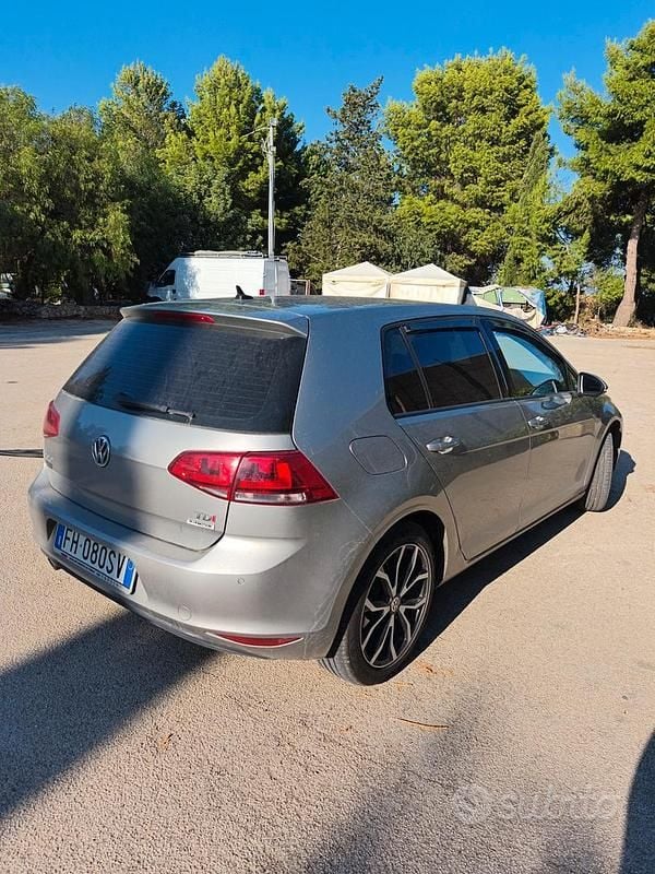 Usata VW Golf VII 110 CV (80 kW) 2017 Grigio Berlina