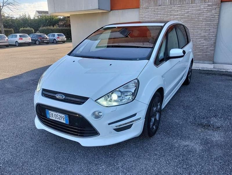 Usata Ford S-MAX Individual 200 CV (147 kW) 2012 Bianco Monovolume