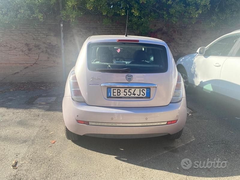 Usata Lancia Ypsilon 2010 Utilitaria