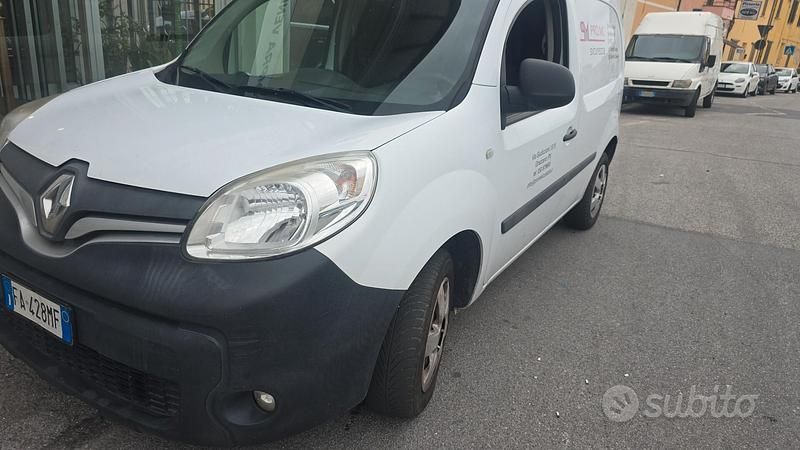 Usata Renault Kangoo 75 CV (55 kW) 2015 Bianco Monovolume