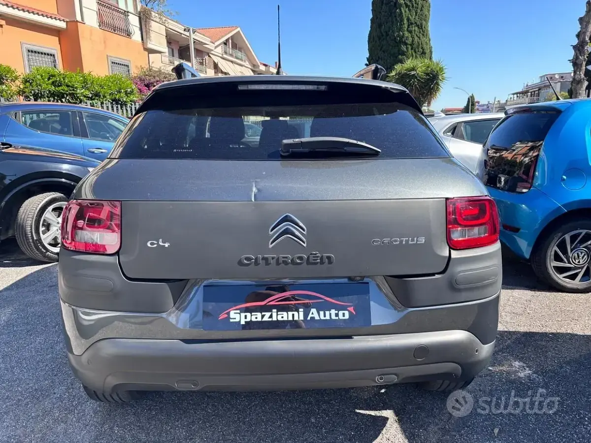 Usata Citroën C4 Cactus Shine 99 CV (72 kW) 2015 Grigio Utilitaria