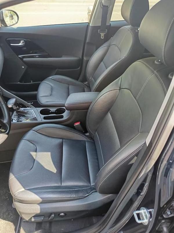 Usata Kia Niro Style 141 CV (103 kW) 2019 Blu SUV