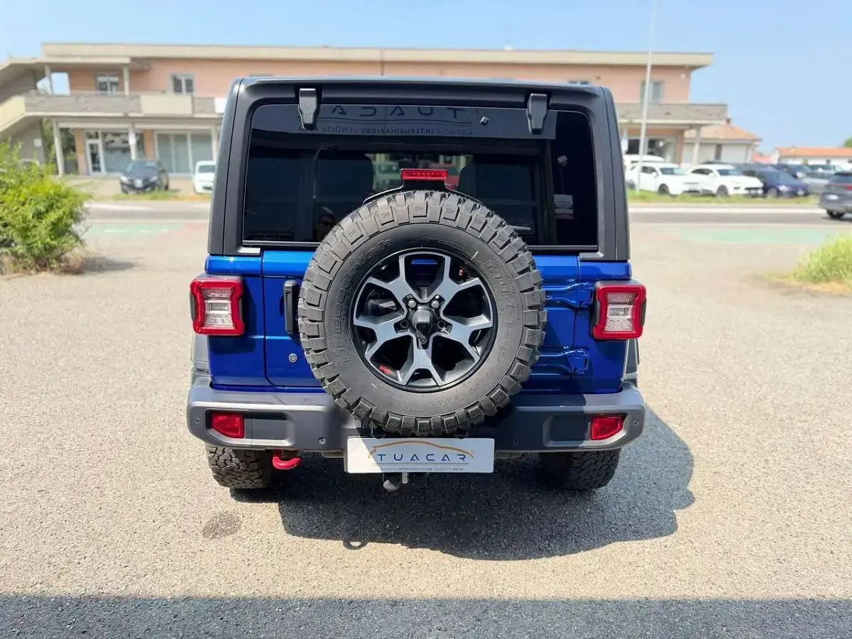 Usata Jeep Wrangler Rubicon 200 CV (147 kW) 2020 Blu/azzurro SUV