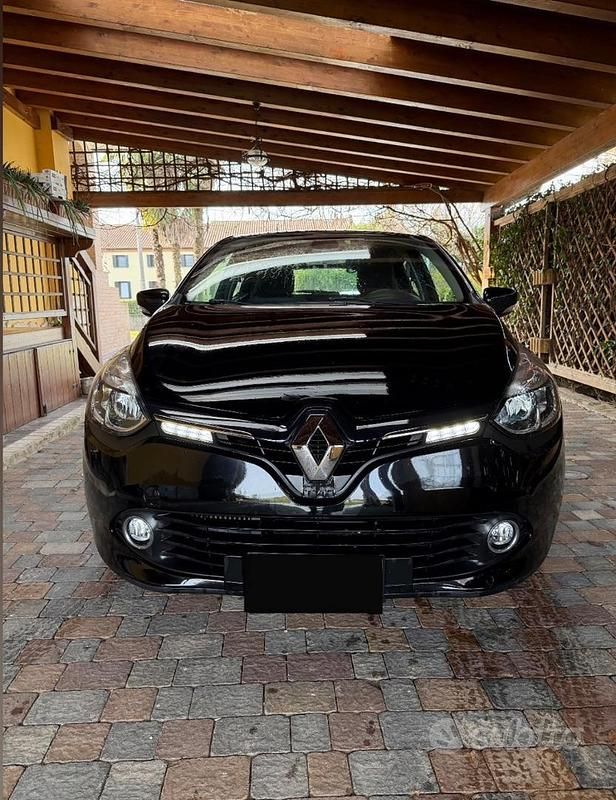 Usata Renault Clio IV 75 CV (55 kW) 2016 Nero Utilitaria
