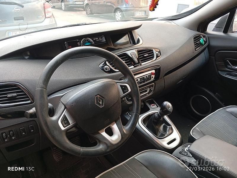 Usata Renault Scénic III 110 CV (80 kW) 2012 Monovolume