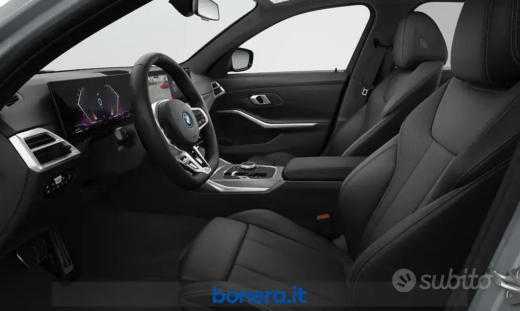 Nuova BMW 330 Comfort Edition 184 CV (135 kW) 2026 Grigio Berlina