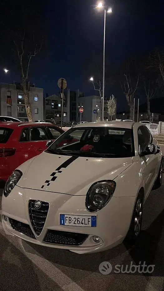 Usata Alfa Romeo MiTo 77 CV (56 kW) 2015 Bianco Utilitaria