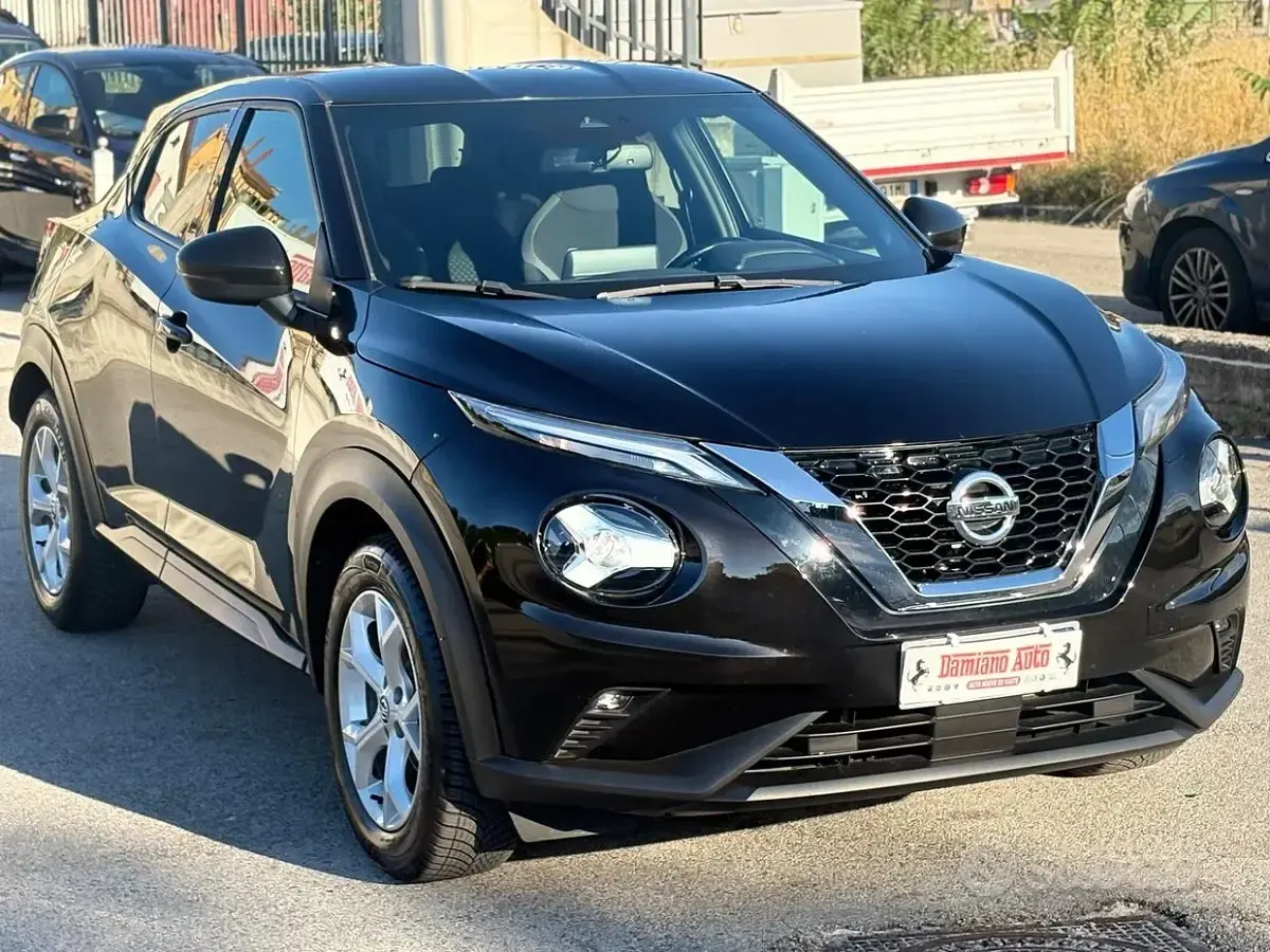 Usata Nissan Juke N-Connecta 114 CV (83 kW) 2021 Nero SUV
