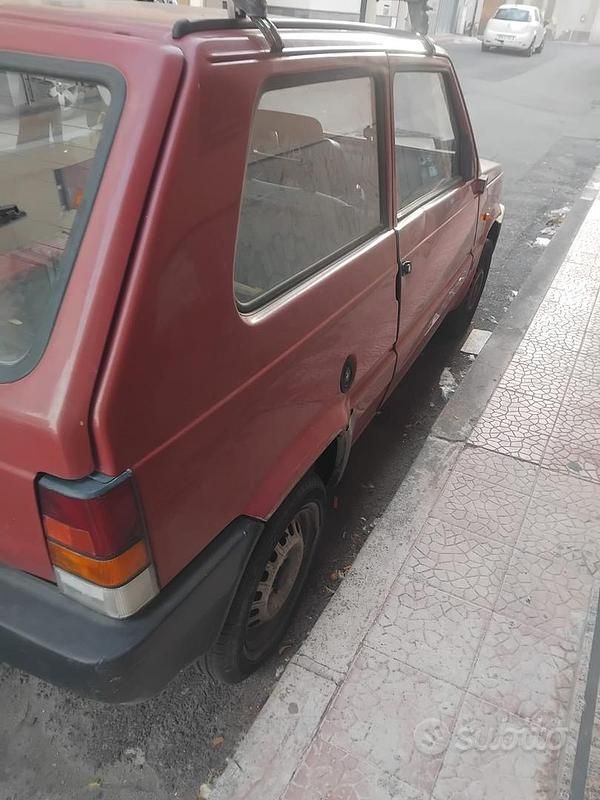 Rosso Usata 1998 Fiat Panda Due volumi | 999 € (Super prezzo) - Immagine 1/4