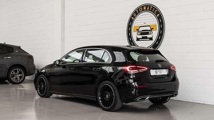 Begagnad Mercedes A180 Executive 116 HK (85 kW) 2019 Svart Sedan