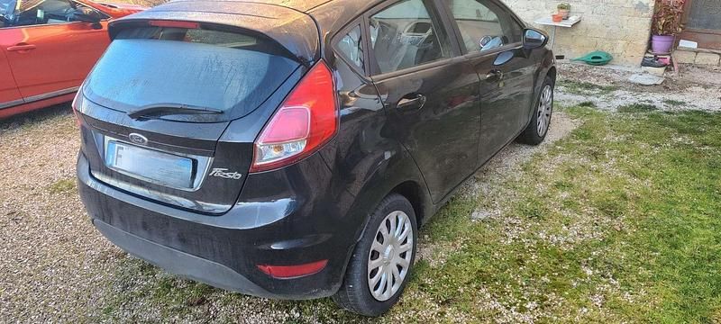 Usata Ford Fiesta Business Edition 95 CV (69 kW) 2016 Berlina