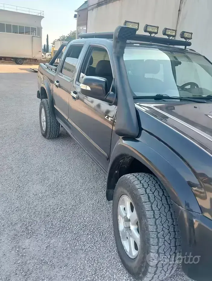 Usata Isuzu D-Max 131 CV (96 kW) 2009 Pick-up