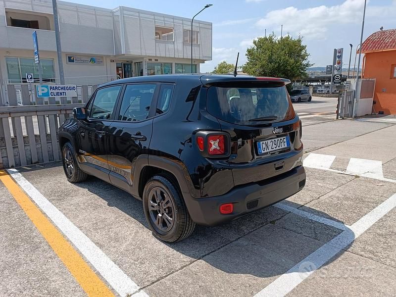 Usata Jeep Renegade Longitude 120 CV (88 kW) 2023 Nero SUV