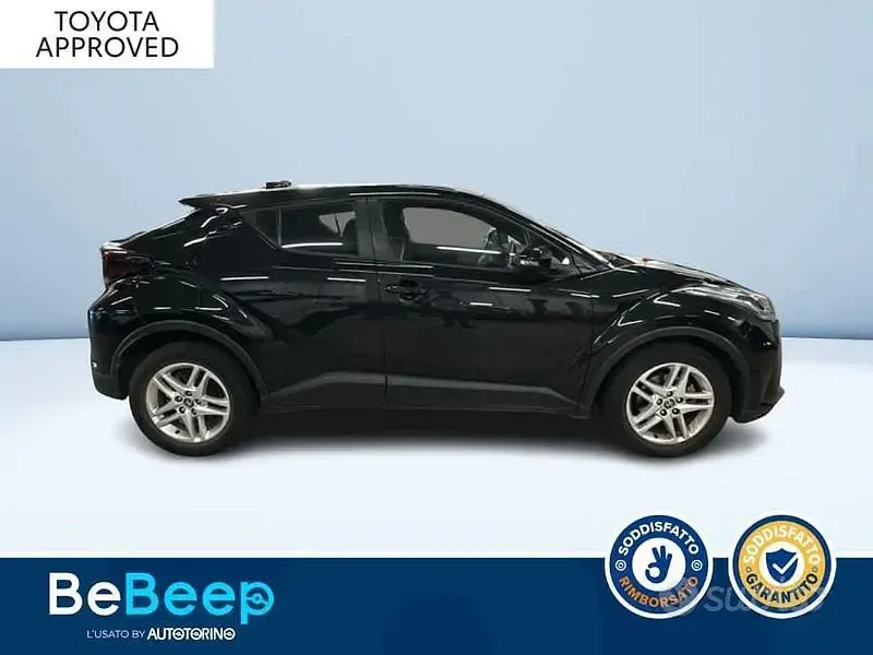 Usata Toyota C-HR Active 122 CV (89 kW) 2022 Nero metallizzato SUV