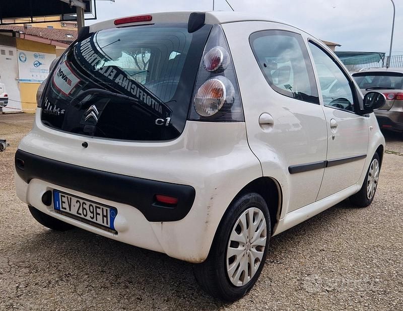 Usata Citroën C1 67 CV (49 kW) 2014 Bianco Utilitaria