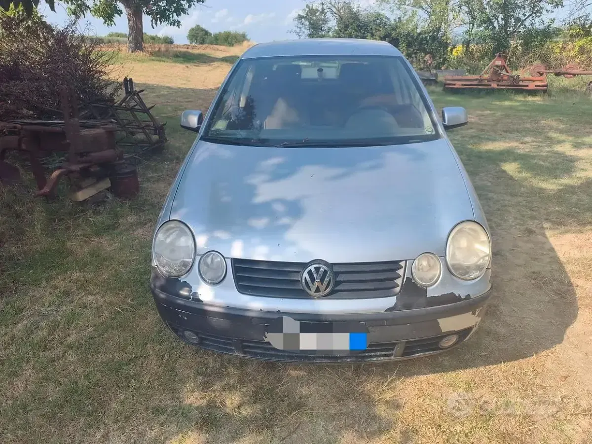 Usata VW Polo 75 CV (55 kW) 2003 Grigio Utilitaria