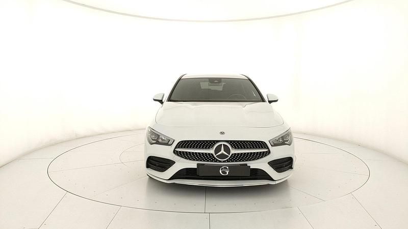 Begagnad Mercedes CLA200 Premium 163 HK (119 kW) 2020 Vit Sedan