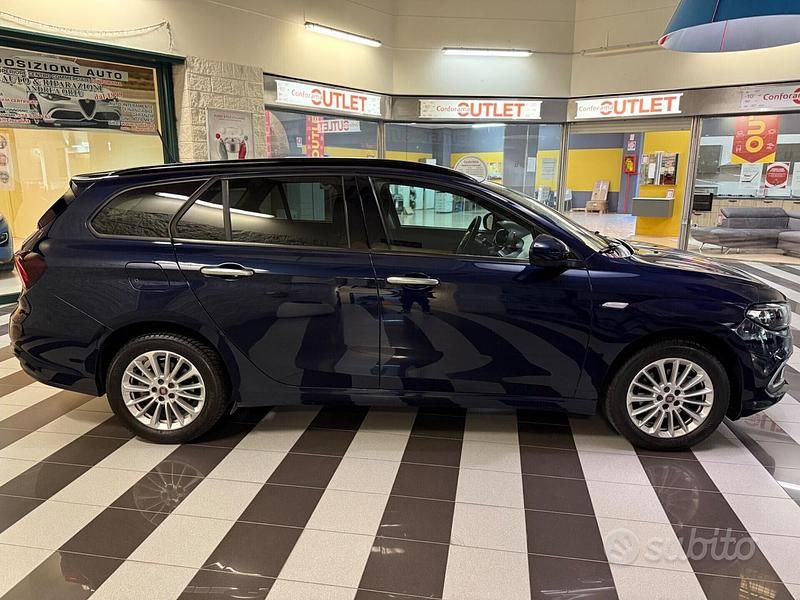 Usata Fiat Tipo Life 131 CV (96 kW) 2022 Blu Station wagon