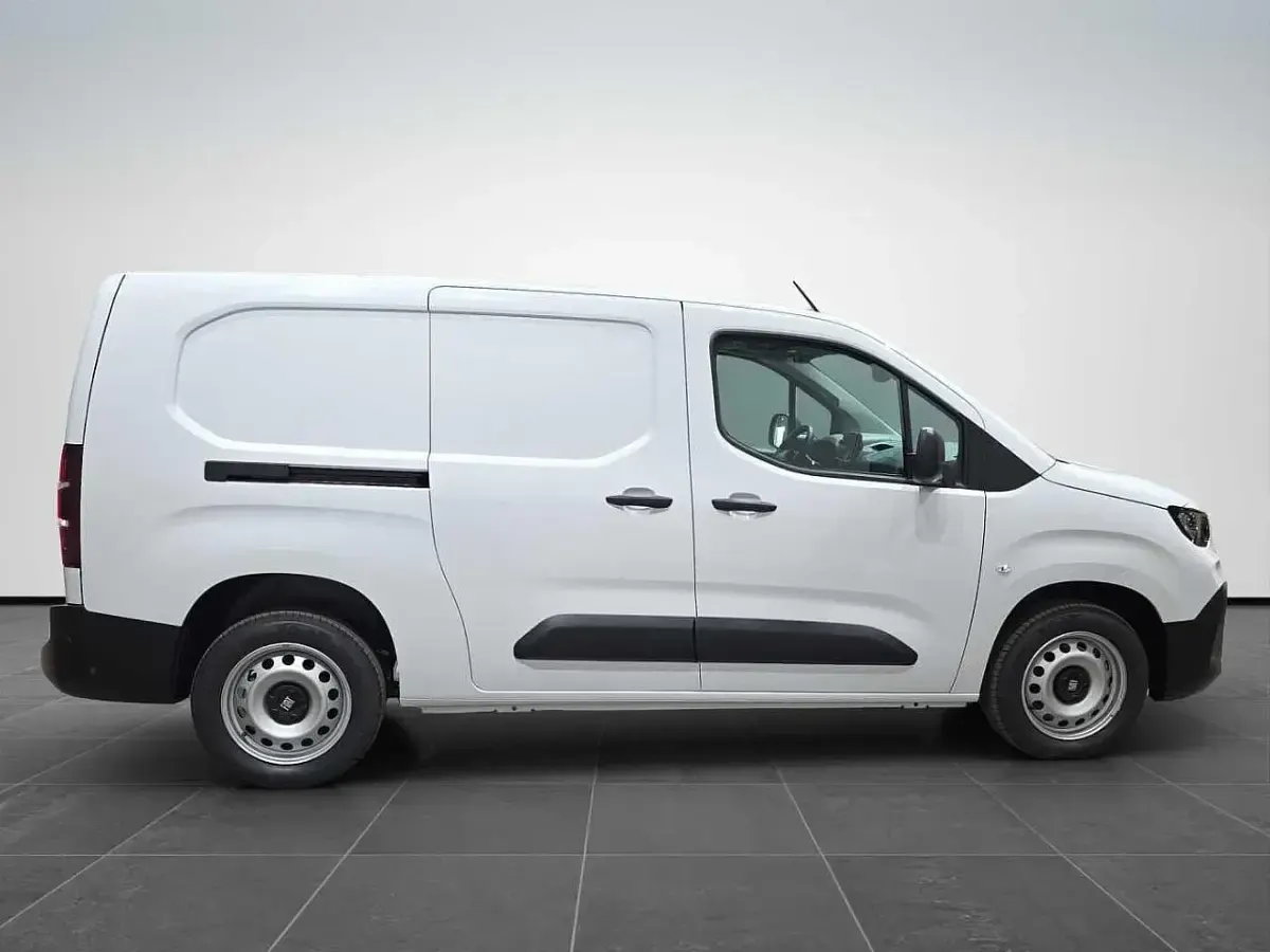 Nuova Fiat Doblò 102 CV (75 kW) 2026 Bianco Monovolume