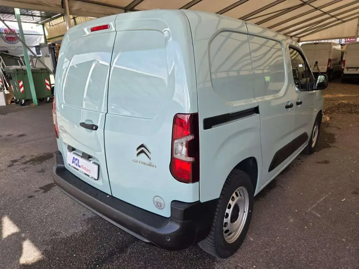 Usata Citroën Berlingo 102 CV (75 kW) 2019 Verde Monovolume