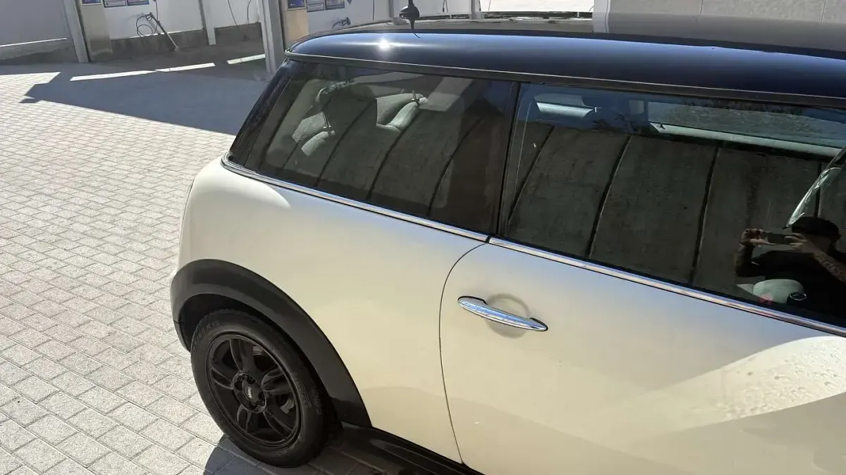 Usata Mini ONE 75 CV (55 kW) 2014 Utilitaria