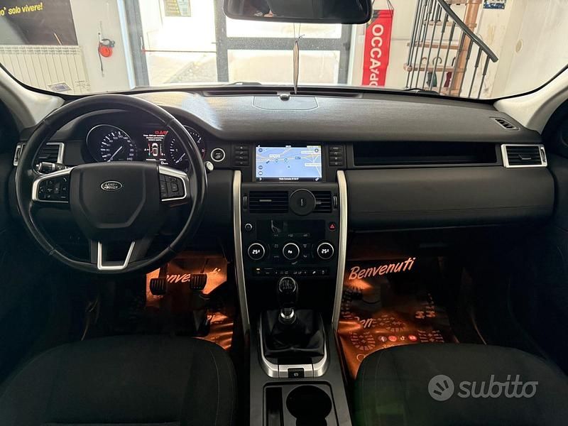 Usata Land Rover Discovery Sport SE 190 CV (139 kW) 2015 Nero SUV