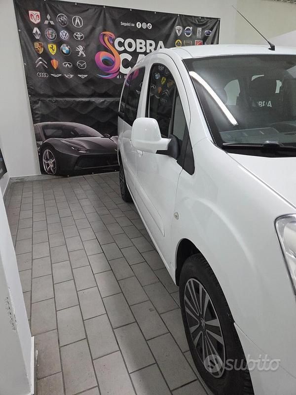 Usata Peugeot Partner Tepee Active 92 CV (67 kW) 2013 Bianco Monovolume