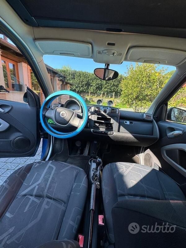 Usata Smart ForTwo Coupé 71 CV (52 kW) 2010 Utilitaria