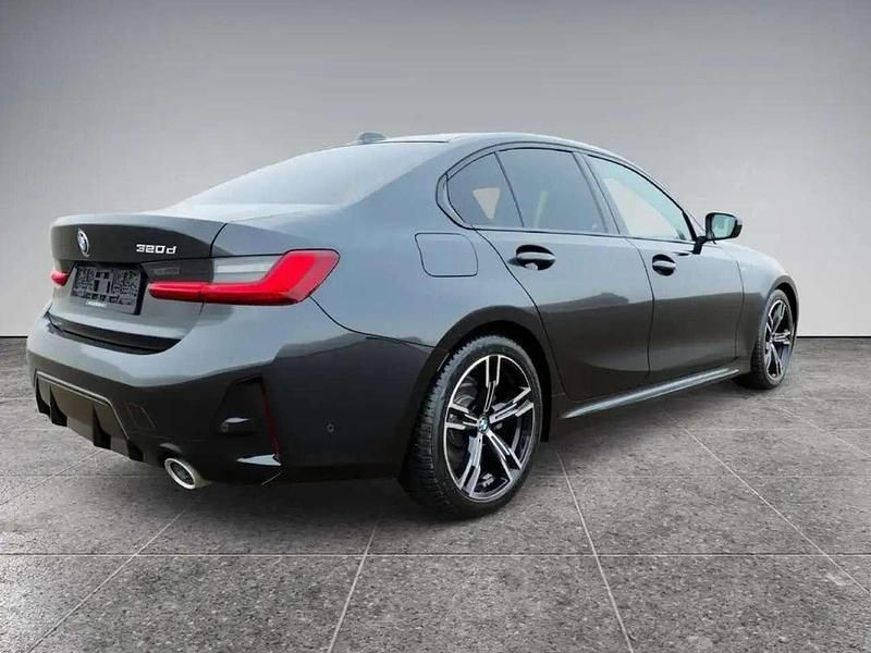 Usata BMW 320 M Sport 190 CV (139 kW) 2025 Grigio Berlina