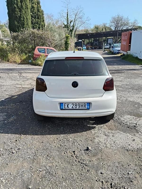 Usata VW Polo Comfortline 75 CV (55 kW) 2011 Bianco Utilitaria
