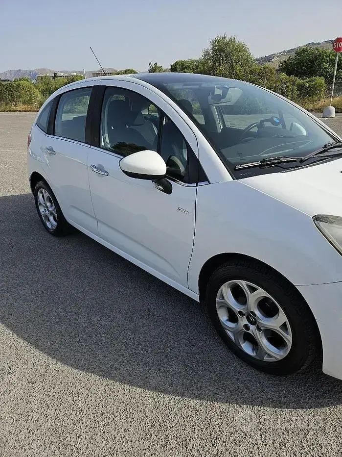 Usata Citroën C3 68 CV (50 kW) 2014 Bianco Utilitaria