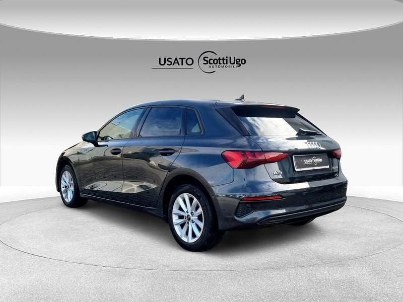 Usata Audi A3 Sportback Business 116 CV (85 kW) 2020 Grigio Utilitaria